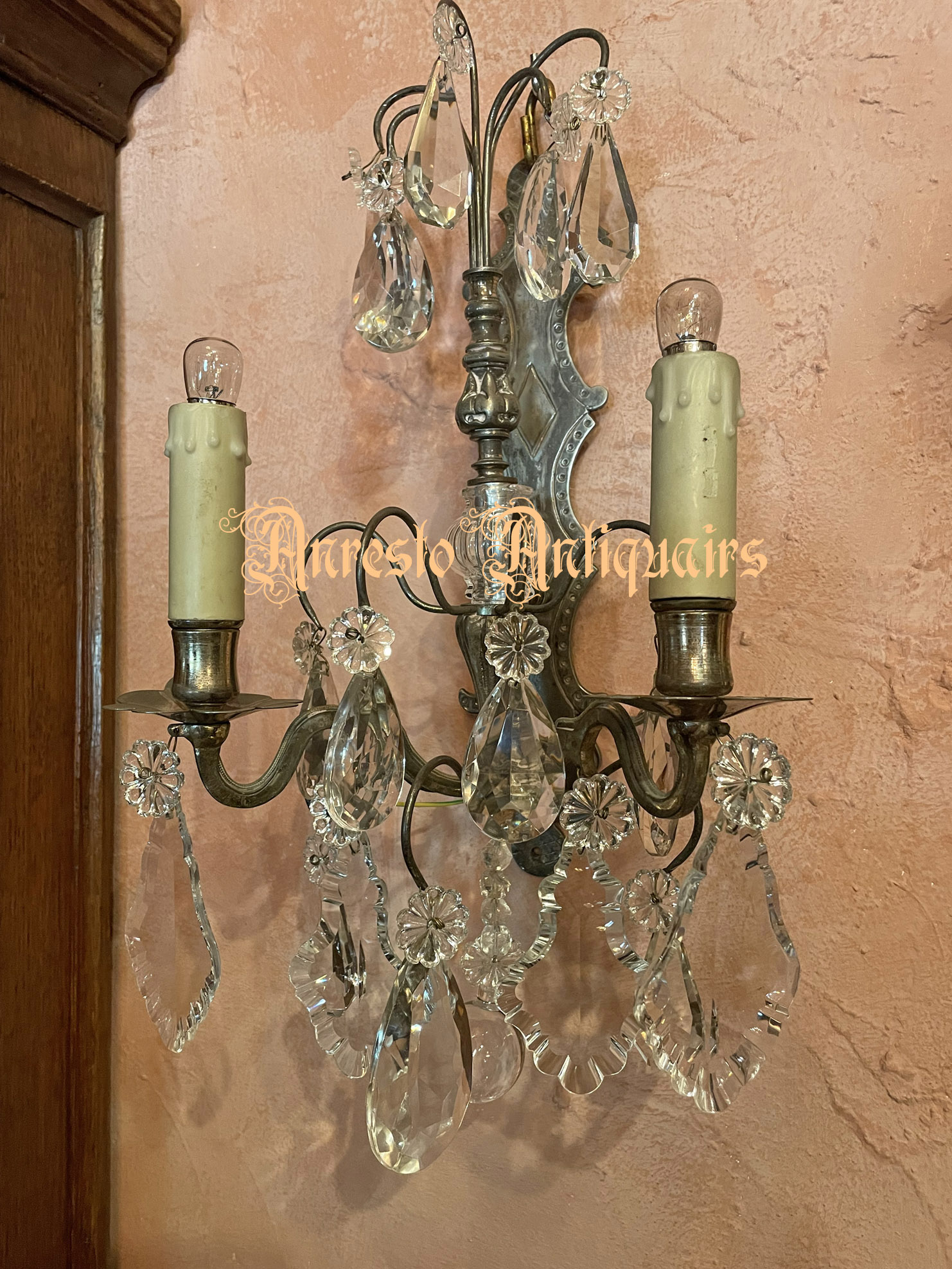 Stel van 2 antieke wandlampen</option>
